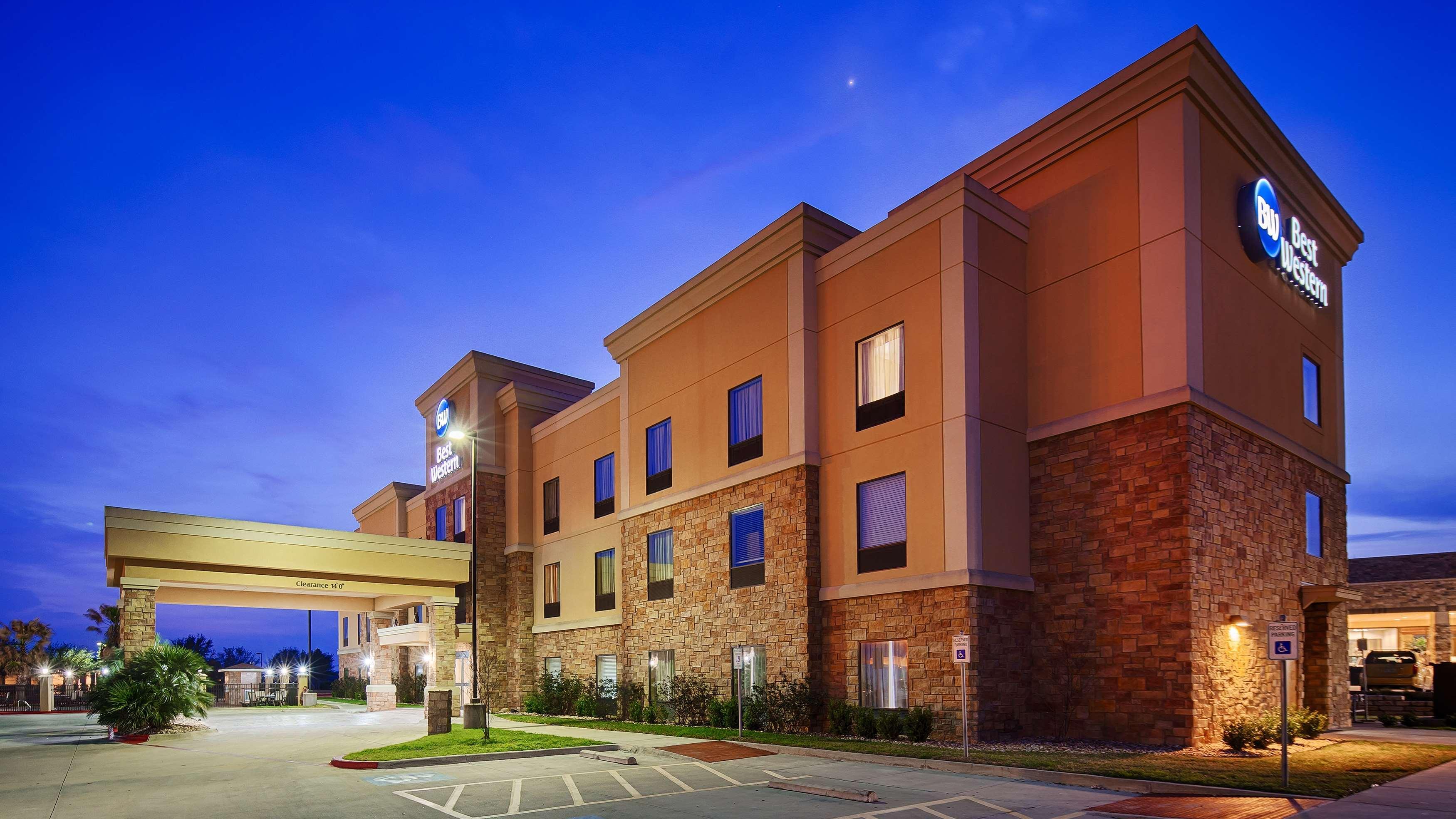 Best Western Bastrop Pines Inn מראה חיצוני תמונה